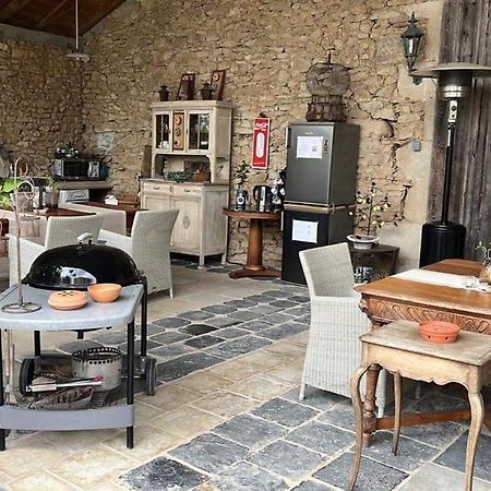 En Bord De Riviere Bed and Breakfast Casseneuil Buitenkant foto