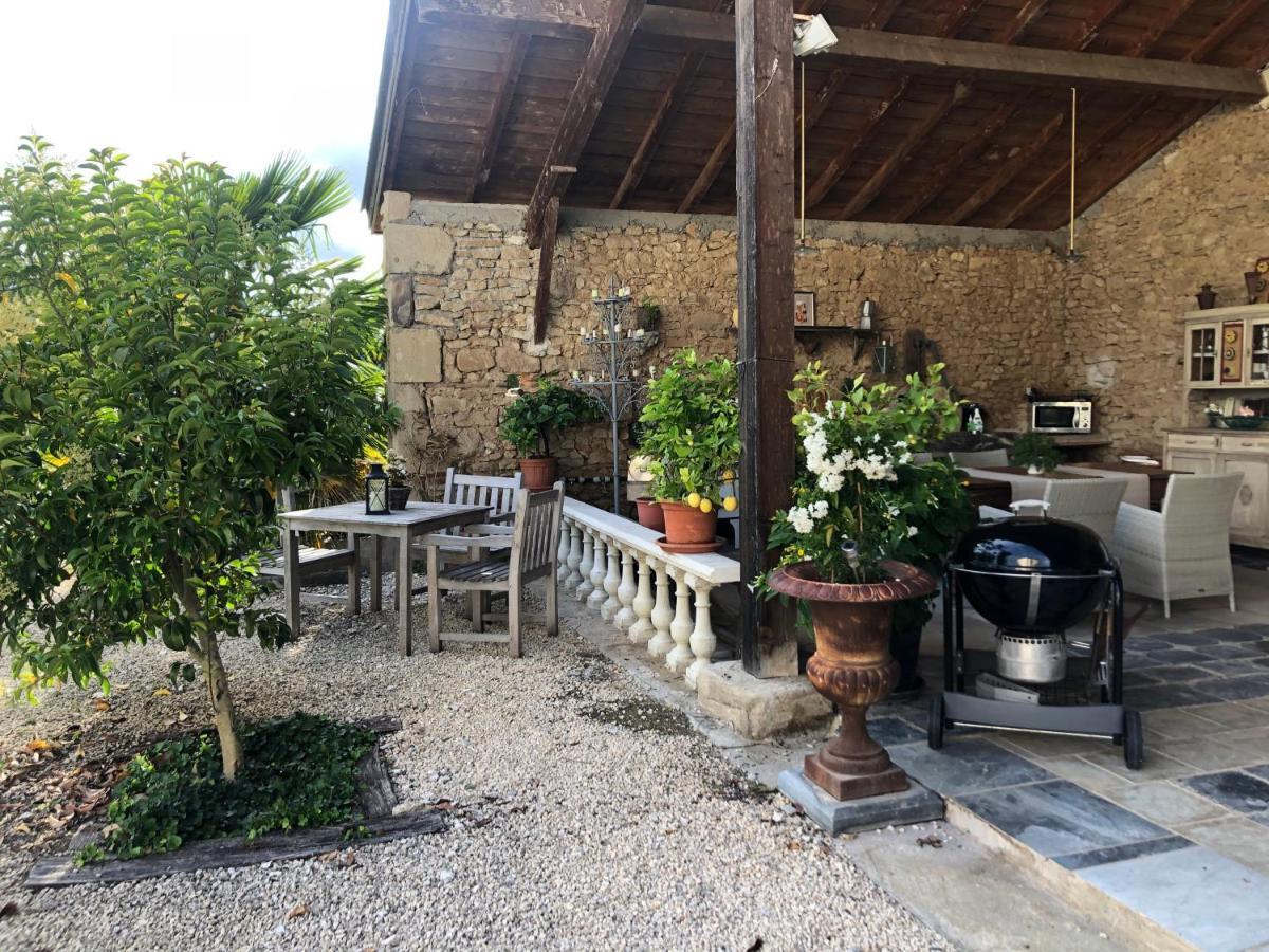 En Bord De Riviere Bed and Breakfast Casseneuil Buitenkant foto